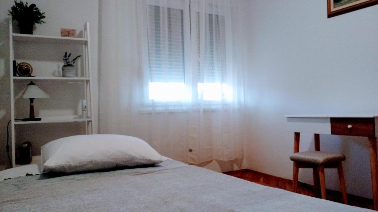 Apartman Tonka Kastela Bagian luar foto
