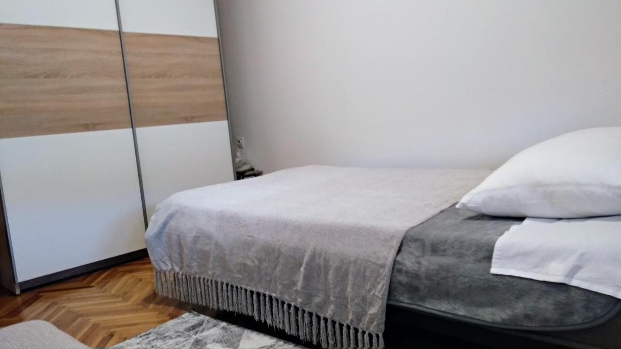 Apartman Tonka Kastela Bagian luar foto