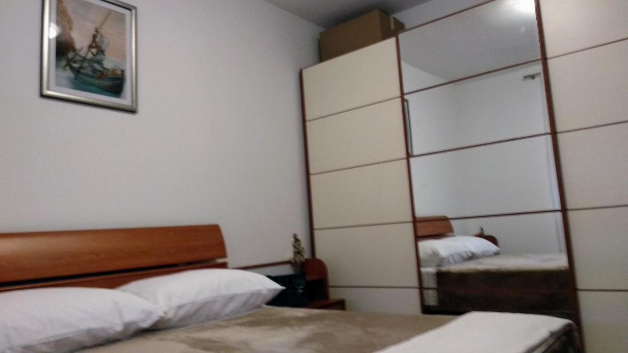 Apartman Tonka Kastela Bagian luar foto